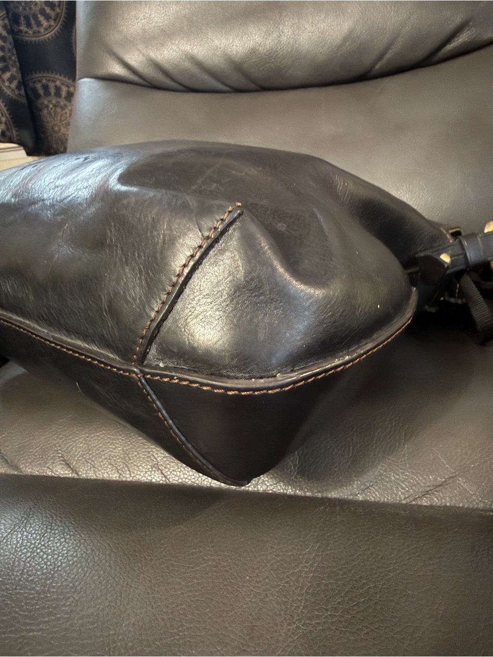 Dooney & Bourke Florentine Black Leather Hobo Shoulder Bag with Tassel - Picture 6 of 12